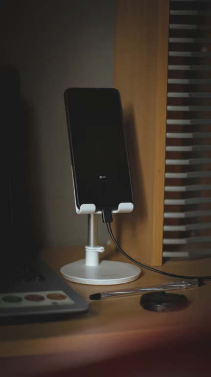 Dropthework Dropthework Smartphone Stand